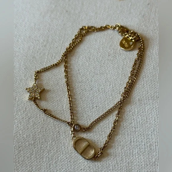 Christian Dior Gold Tone Star Logo Petit CD Double Bracelet - Picture 7 of 7